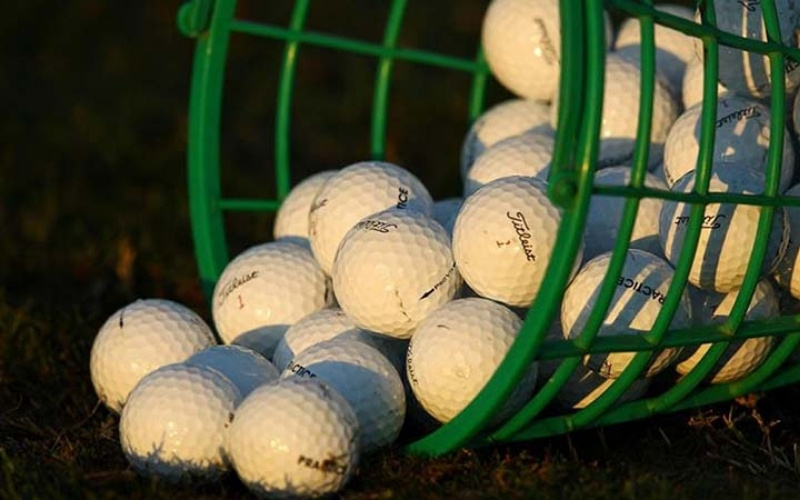 Điểm nổi bật của Banh Golf màu xanh xi mạ