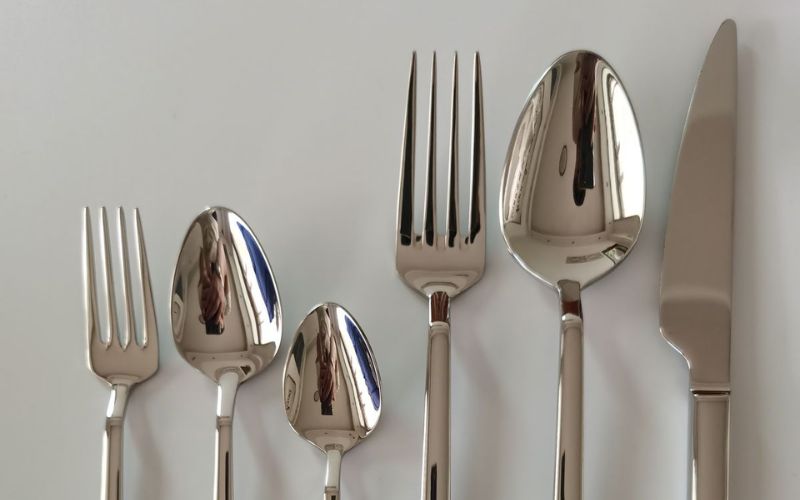 Xi mạ inox là quá trình phủ một lớp vật liệu inox