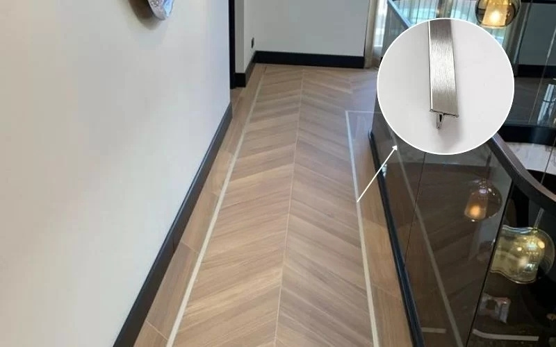 Ưu điểm khi dùng nẹp inox với sàn gỗ công nghiệp