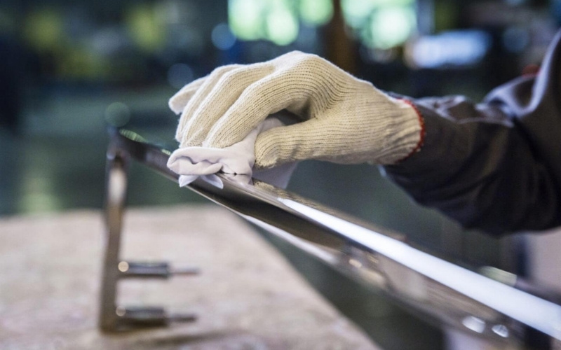 Nguyên nhân trầy xước trên bề mặt inox