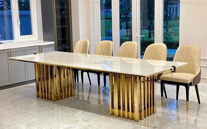 Các ứng dụng thực tế của chân bàn mạ vàng